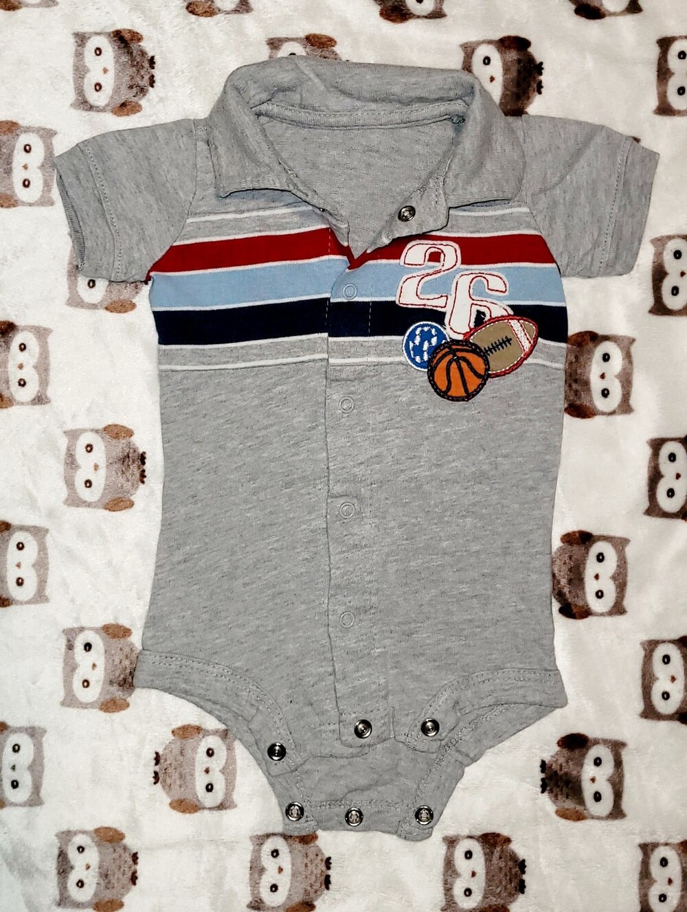 $1 | 0-3m | '26 Sports' Short Sleeved Bodysuit/Onesie